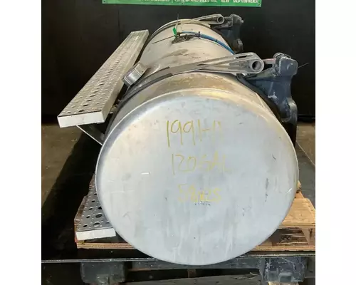 FREIGHTLINER Cascadia 113 Fuel Tank