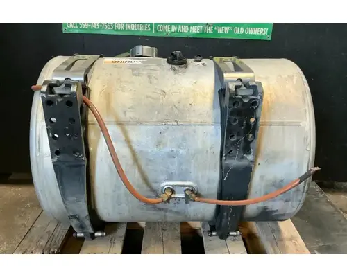 FREIGHTLINER Cascadia 113 Fuel Tank