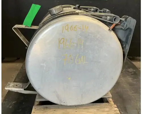 FREIGHTLINER Cascadia 113 Fuel Tank