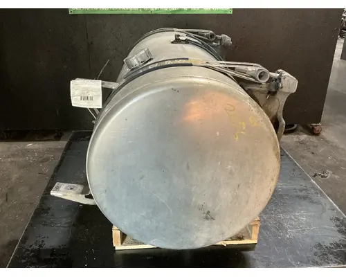 FREIGHTLINER Cascadia 113 Fuel Tank