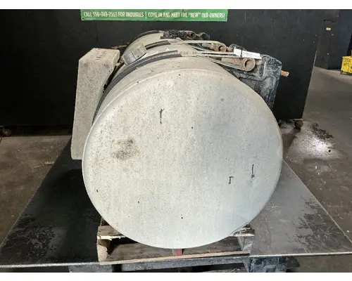 FREIGHTLINER Cascadia 113 Fuel Tank