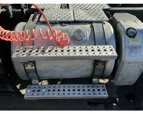 FREIGHTLINER Cascadia 113 Fuel Tank