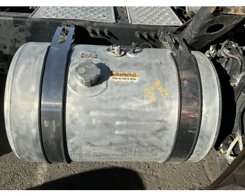 FREIGHTLINER Cascadia 113 Fuel Tank