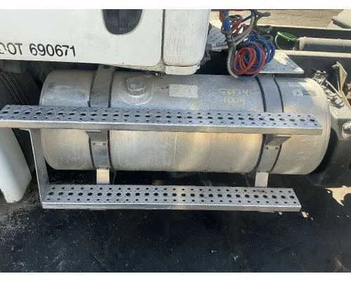 FREIGHTLINER Cascadia 113 Fuel Tank