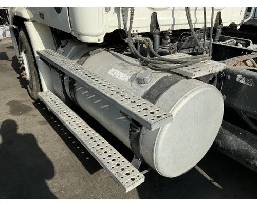 FREIGHTLINER Cascadia 113 Fuel Tank