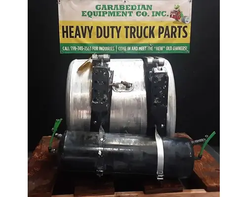 FREIGHTLINER Cascadia 113 Fuel Tank