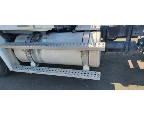 FREIGHTLINER Cascadia 113 Fuel Tank
