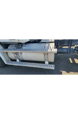 FREIGHTLINER Cascadia 113 Fuel Tank