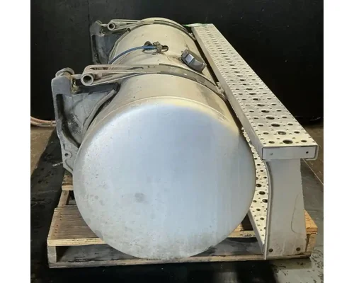 FREIGHTLINER Cascadia 113 Fuel Tank