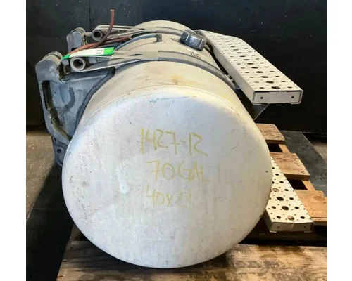 FREIGHTLINER Cascadia 113 Fuel Tank