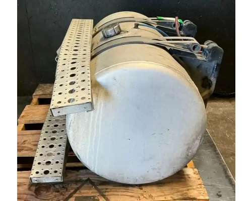 FREIGHTLINER Cascadia 113 Fuel Tank
