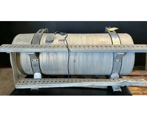 FREIGHTLINER Cascadia 113 Fuel Tank
