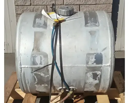 FREIGHTLINER Cascadia 113 Fuel Tank