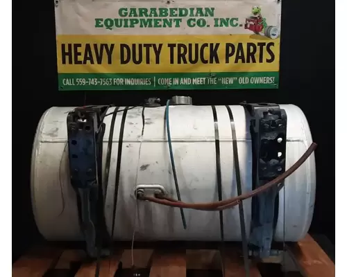 FREIGHTLINER Cascadia 113 Fuel Tank