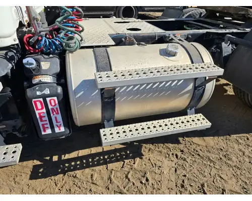 FREIGHTLINER Cascadia 113 Fuel Tank