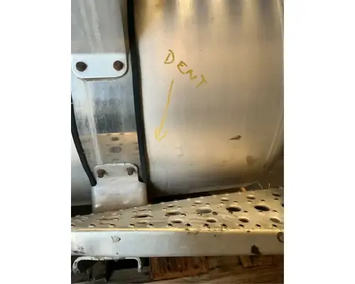 FREIGHTLINER Cascadia 113 Fuel Tank