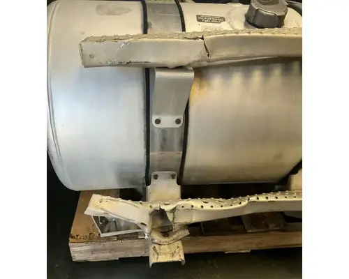 FREIGHTLINER Cascadia 113 Fuel Tank
