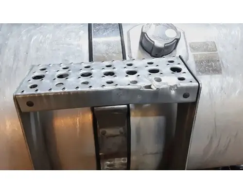 FREIGHTLINER Cascadia 113 Fuel Tank