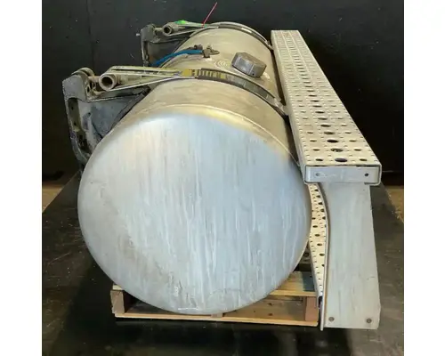 FREIGHTLINER Cascadia 113 Fuel Tank