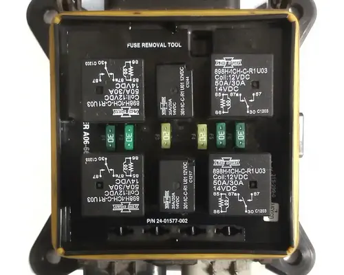 FREIGHTLINER Cascadia 113 Fuse Box