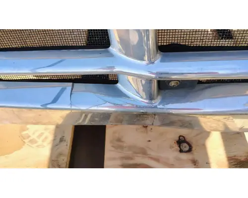 FREIGHTLINER Cascadia 113 Hood