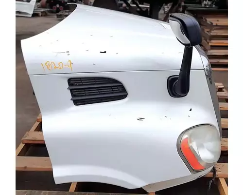FREIGHTLINER Cascadia 113 Hood