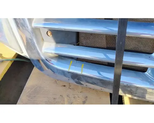 FREIGHTLINER Cascadia 113 Hood