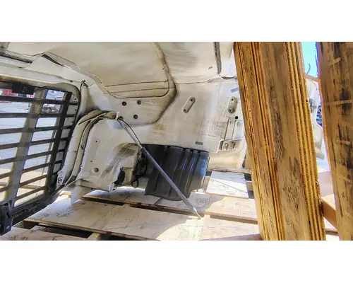FREIGHTLINER Cascadia 113 Hood