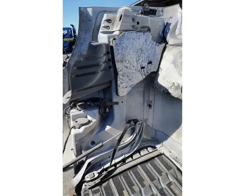 FREIGHTLINER Cascadia 113 Hood