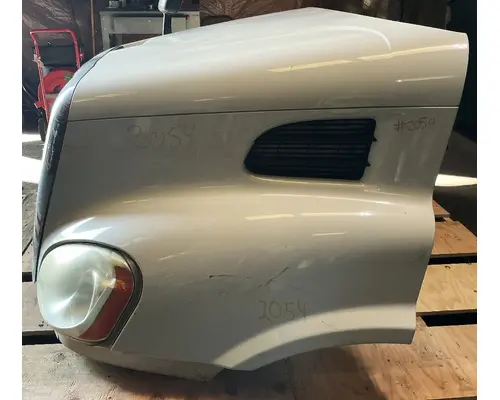 FREIGHTLINER Cascadia 113 Hood