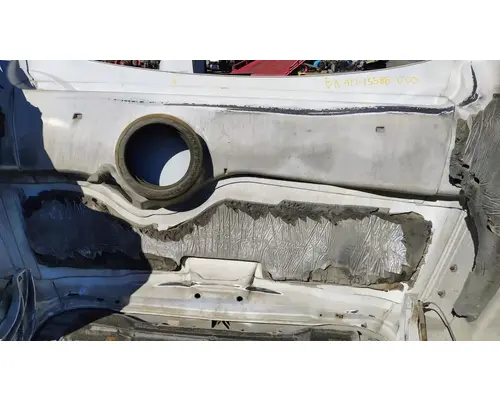 FREIGHTLINER Cascadia 113 Hood