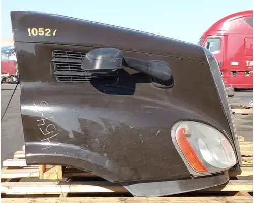 FREIGHTLINER Cascadia 113 Hood