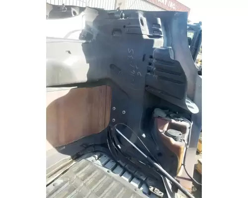 FREIGHTLINER Cascadia 113 Hood