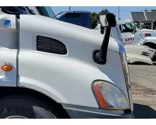 FREIGHTLINER Cascadia 113 Hood