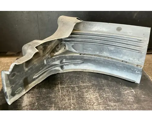 FREIGHTLINER Cascadia 113 Inner Fender