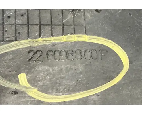 FREIGHTLINER Cascadia 113 Inner Fender