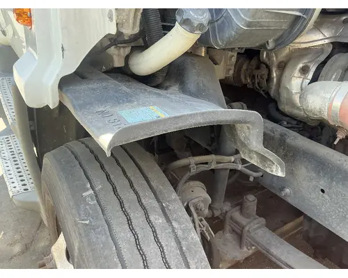 FREIGHTLINER Cascadia 113 Inner Fender