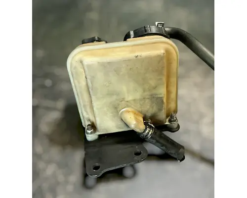 FREIGHTLINER Cascadia 113 Power Steering Fluid Reservoir