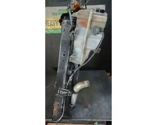 FREIGHTLINER Cascadia 113 Radiator