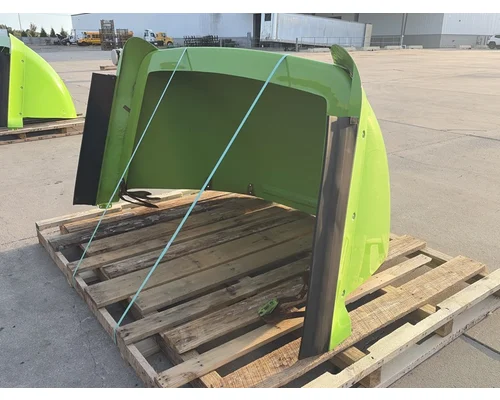 FREIGHTLINER Cascadia 113 Roof Assembly