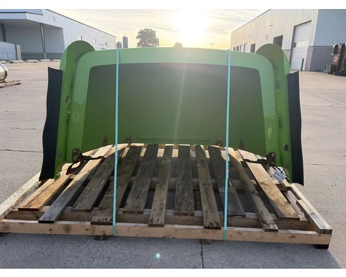 FREIGHTLINER Cascadia 113 Roof Assembly
