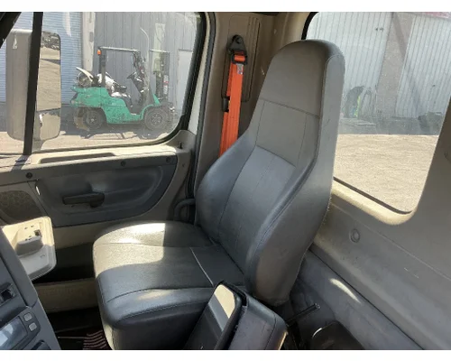 FREIGHTLINER Cascadia 113 Seat, Front
