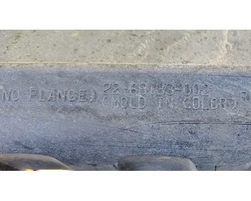 FREIGHTLINER Cascadia 113 Side Fairing