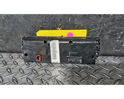 FREIGHTLINER Cascadia 113 Temperature Control