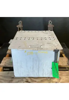 FREIGHTLINER Cascadia 113 Tool Box