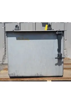 FREIGHTLINER Cascadia 113 Tool Box