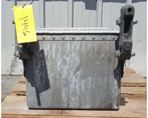 FREIGHTLINER Cascadia 113 Tool Box