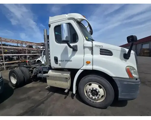 FREIGHTLINER Cascadia 113 Vehicle For Sale