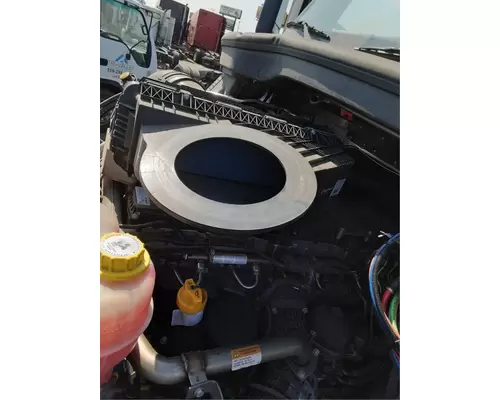 FREIGHTLINER Cascadia 116 Day Cab Air Cleaner