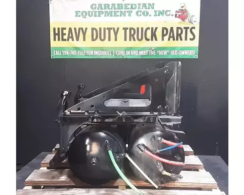 FREIGHTLINER Cascadia 116 Day Cab Battery BoxTray